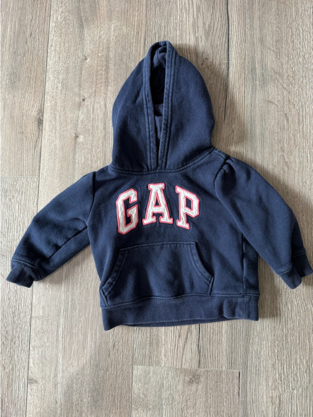 GAP 2T Girls Dark Navy Pullover Hoodie with Contrasting Pink Logo Trim